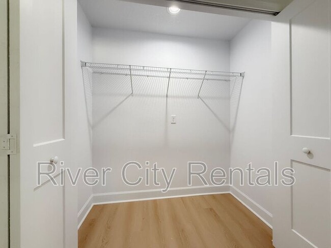 Building Photo - 5655 Bandelier St