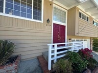 Building Photo - 2350 Rosewood Dr