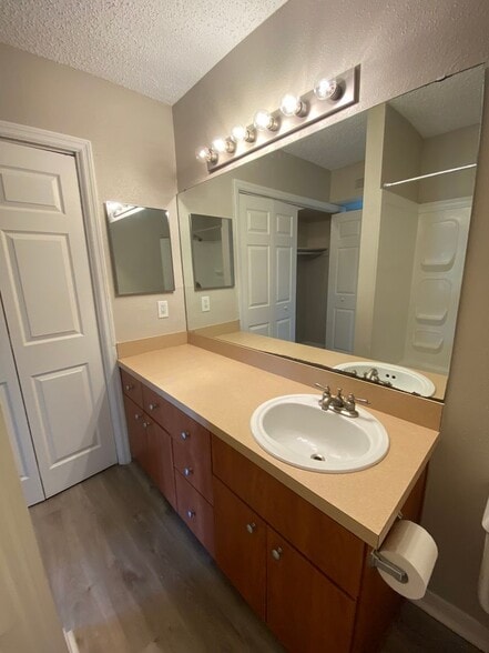 Building Photo - Coming Soon! 2nd-floor studio condo at Ser...