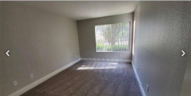 Building Photo - 2325 Del Mar Way # 103