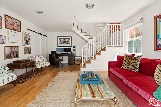 Building Photo - 7918 Hillside Ave