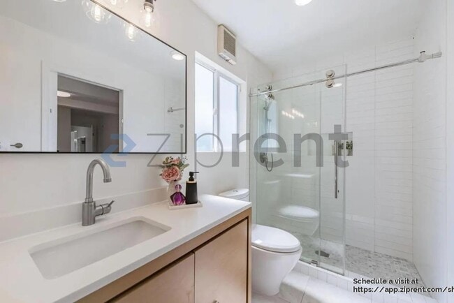 Building Photo - 1312 Carlton Ave