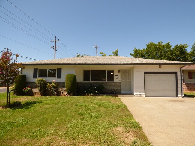 Primary Photo - 6988 McQuillan Cir