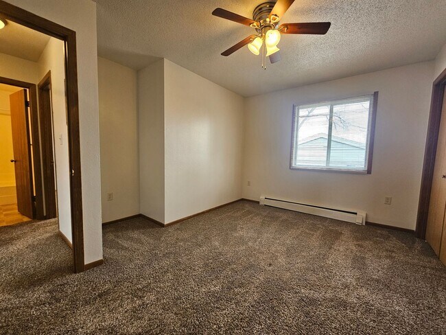 Building Photo - 2461 5th Ave