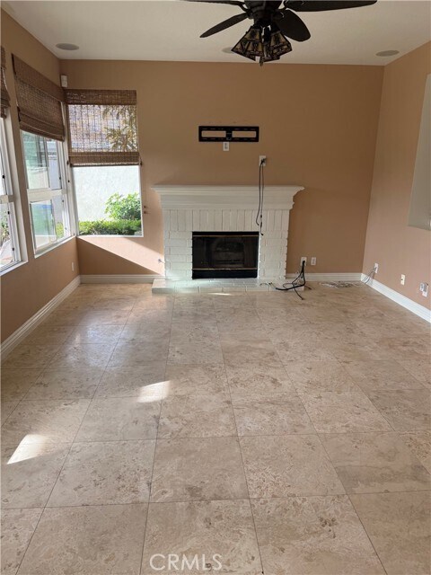 Building Photo - 10 Red Rock Ln