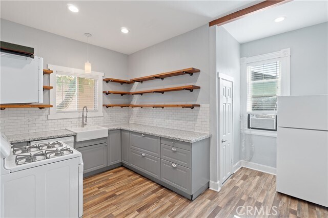 Building Photo - 3452 Mulberry St