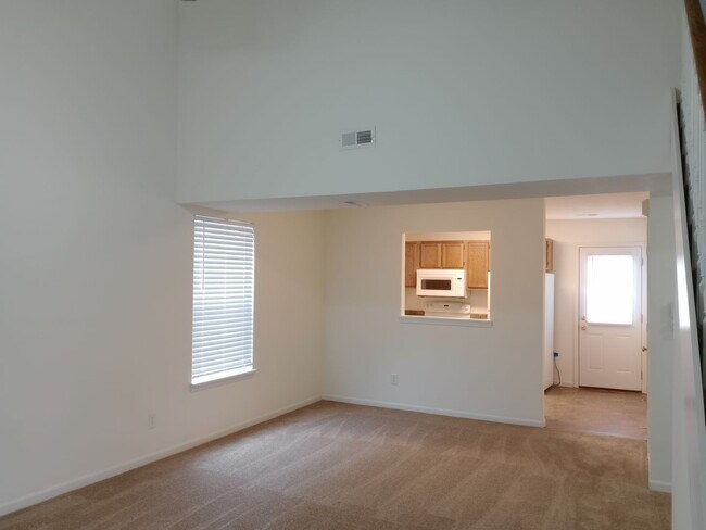 Building Photo - 3501-3503-3503 La Mesa Dr