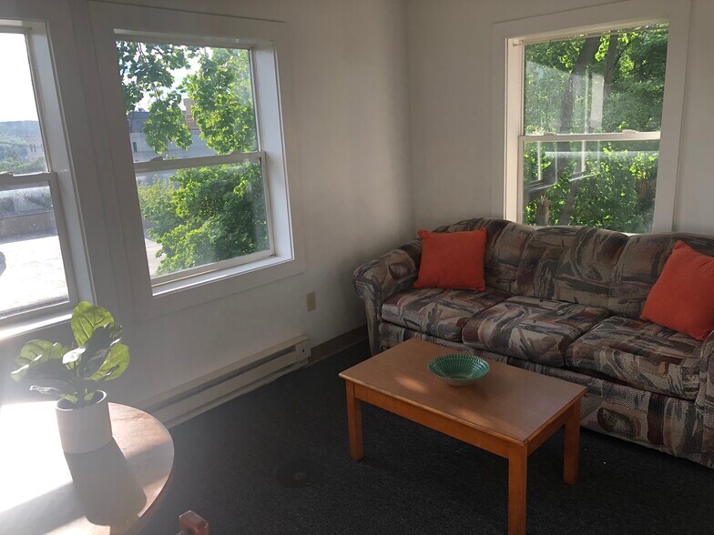 Livingroom - 210 Delaware Ave