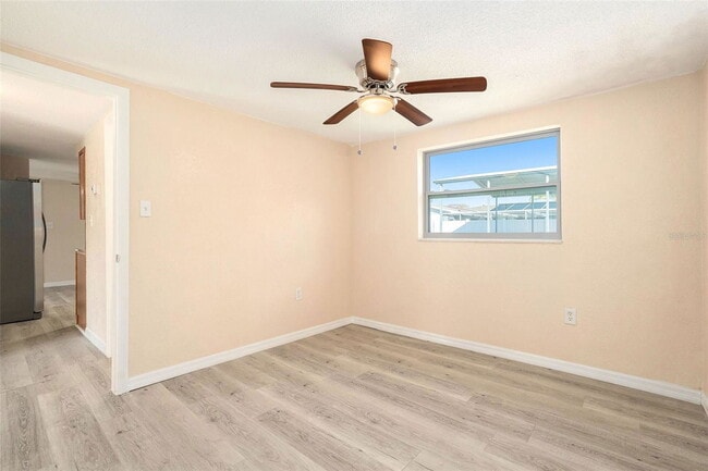 Building Photo - 7321 Parrot Dr