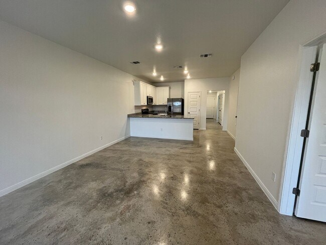 Building Photo - 912 Wax Myrtle Ct