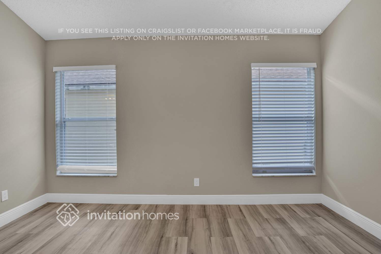 Building Photo - 4919 Aventura Blvd