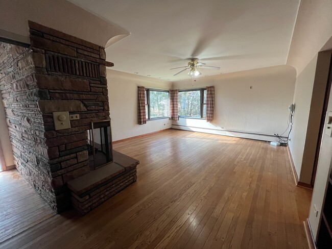 Building Photo - 5463 Rd 107