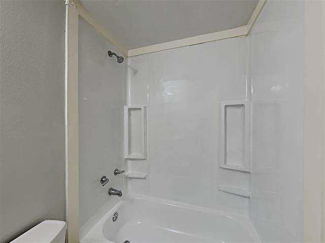 Building Photo - 3522 Whitney Dr
