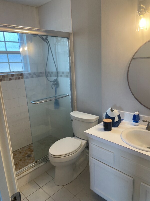Building Photo - 3706 Sanctuary Way N
