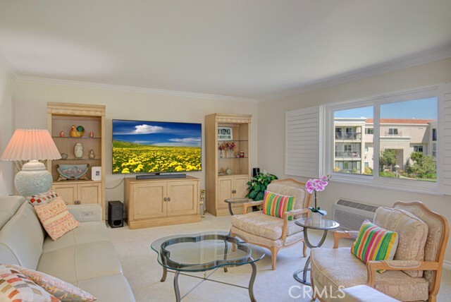 Building Photo - 5510 Paseo Del Lago W