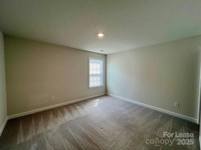 Building Photo - 25017 Westwick Ln