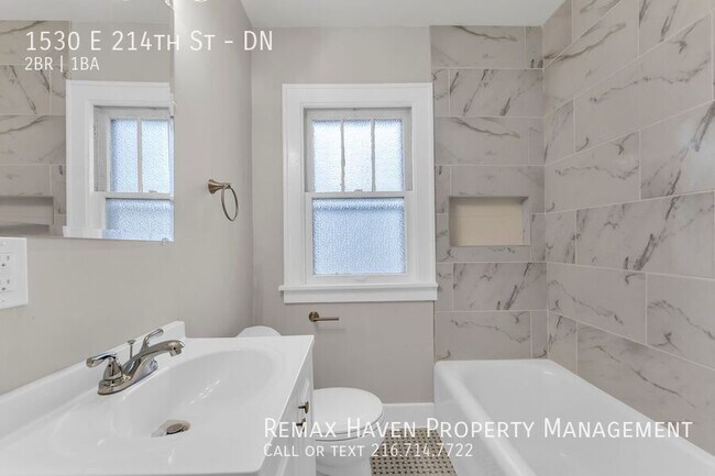 Building Photo - 1530 E 214th St