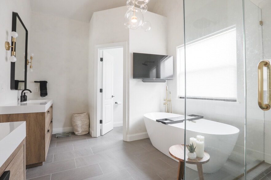 Building Photo - 2010 Merlin Dr