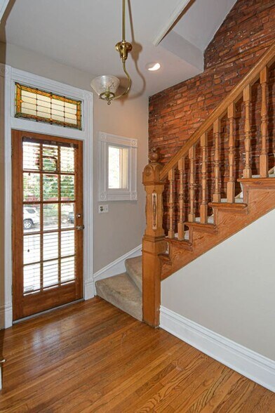 Building Photo - 2322 Virginia Ave