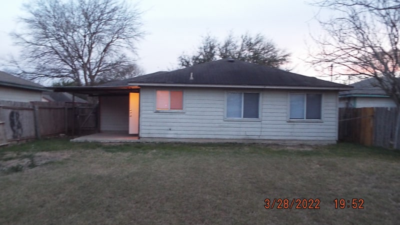 Building Photo - 311 La garde St