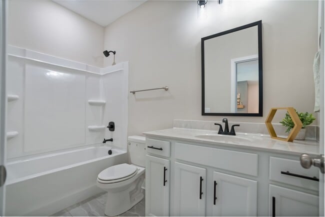 Building Photo - Ruby Floor Plan – 5BR/3BA New Construction Home Near Exit 4