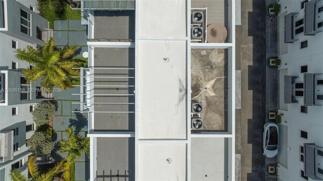Building Photo - 9161 NW 33rd St