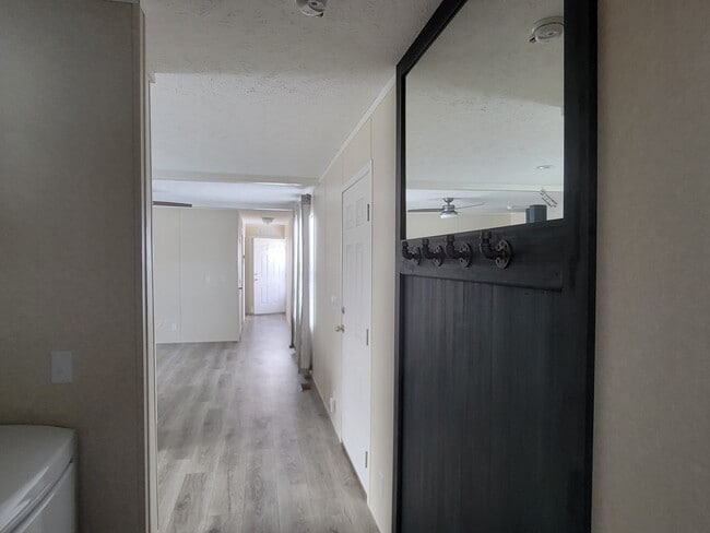Building Photo - 66 Borman Ave