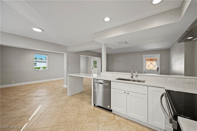 Building Photo - 3 Kings Rd