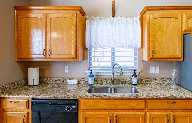 Building Photo - 9719 Calle Chamisa NW