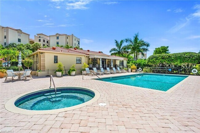 Building Photo - 7040 Pelican Bay Blvd