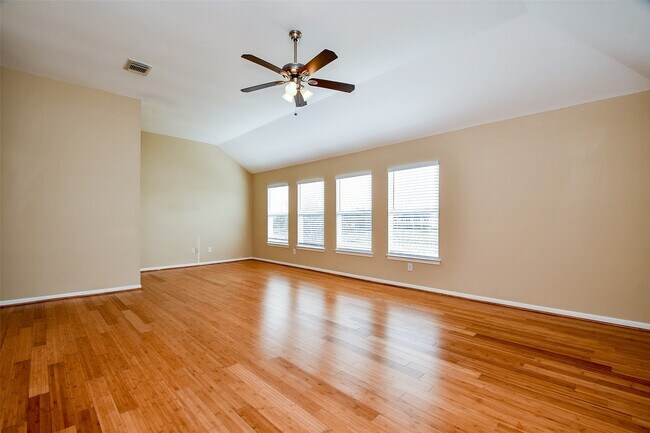 Building Photo - 12307 S Shadow Cove Dr