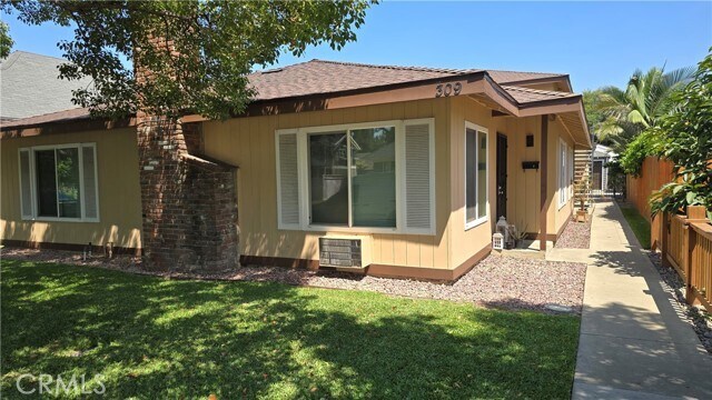 Primary Photo - 309 E Cypress St