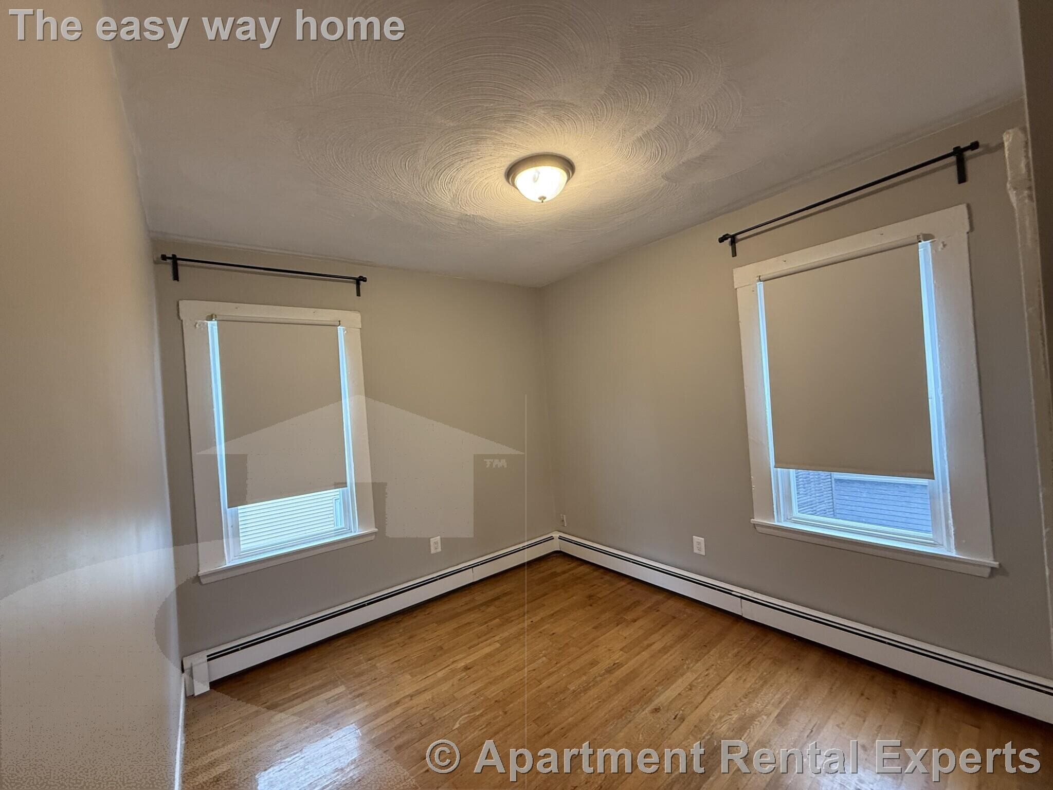 Building Photo - 150 Fifth St Unit #2