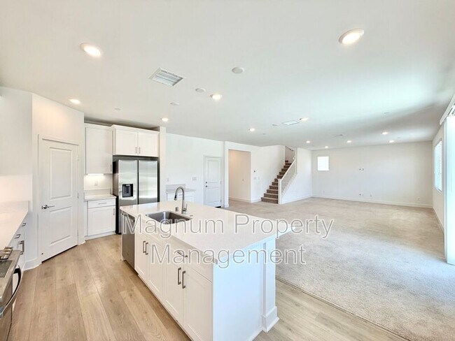 Building Photo - 34390 Coconut Cir