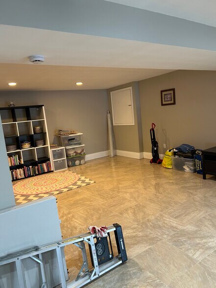 Building Photo - 1639 Winding Waye Ln