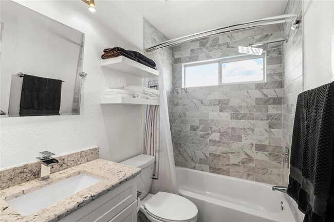 Building Photo - 14621 Ginseng Cove