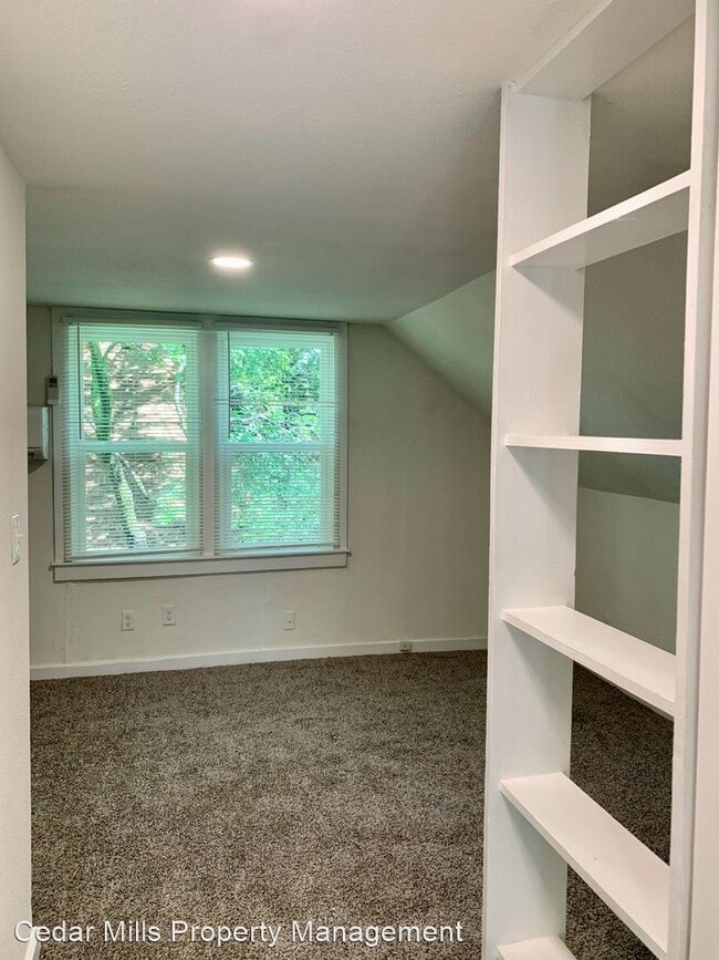 Building Photo - 1 br, 1 bath House - 413 1/2 S. Vassar