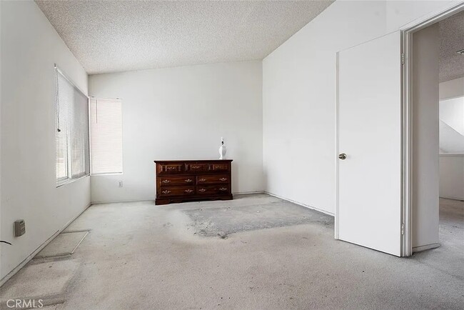 Building Photo - Rancho Cucamonga