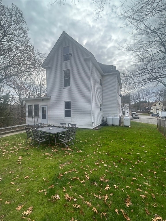 Building Photo - 1 Chapel Pl