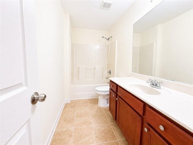 Building Photo - 3487 Harvest Ridge Ln NE