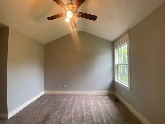 Building Photo - East Nashville Townhome For Rent!