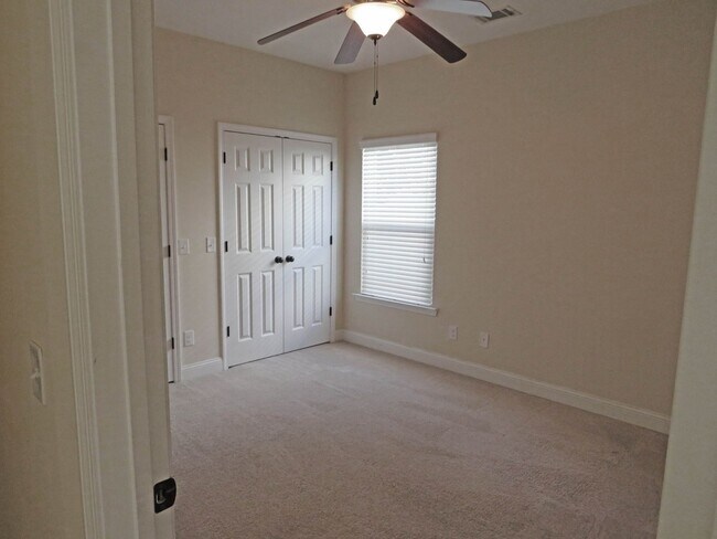 Building Photo - AVAILABLE SEPTEMBER, 2023