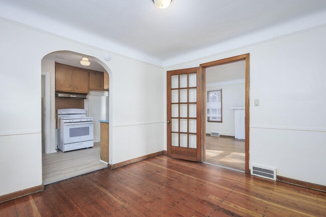 Building Photo - 10929 Worden St