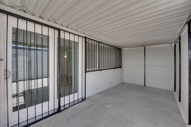 Building Photo - 3100 Chadford Pl