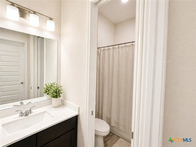 Building Photo - 1841 Windward Wy