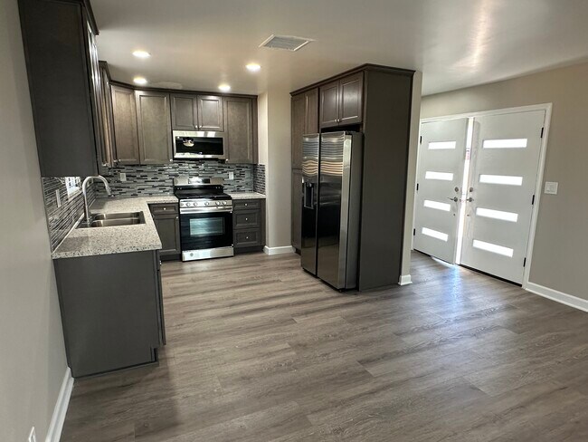 Building Photo - Club View Terrace