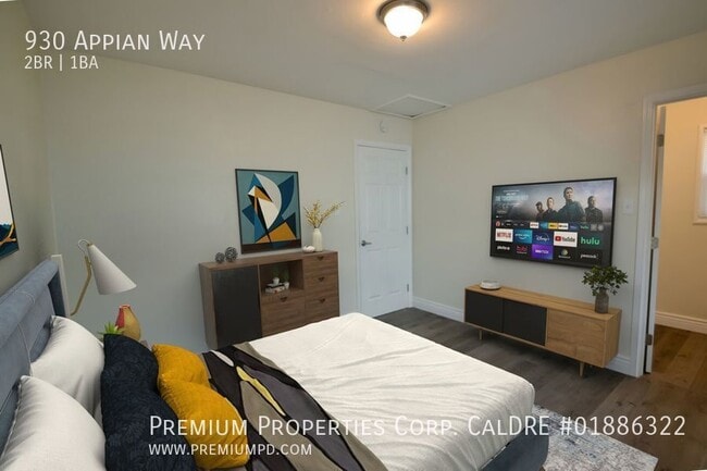 Building Photo - 930 Appian Way