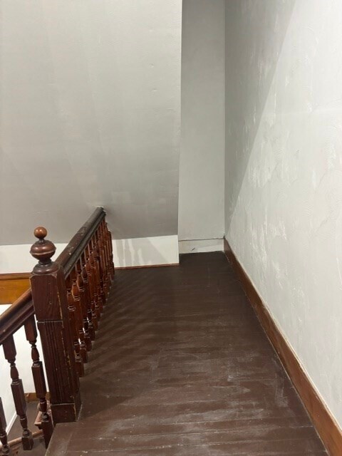 Building Photo - 69 Petersham Rd