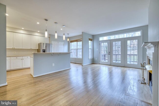 Building Photo - 5742 Governors Pond Cir