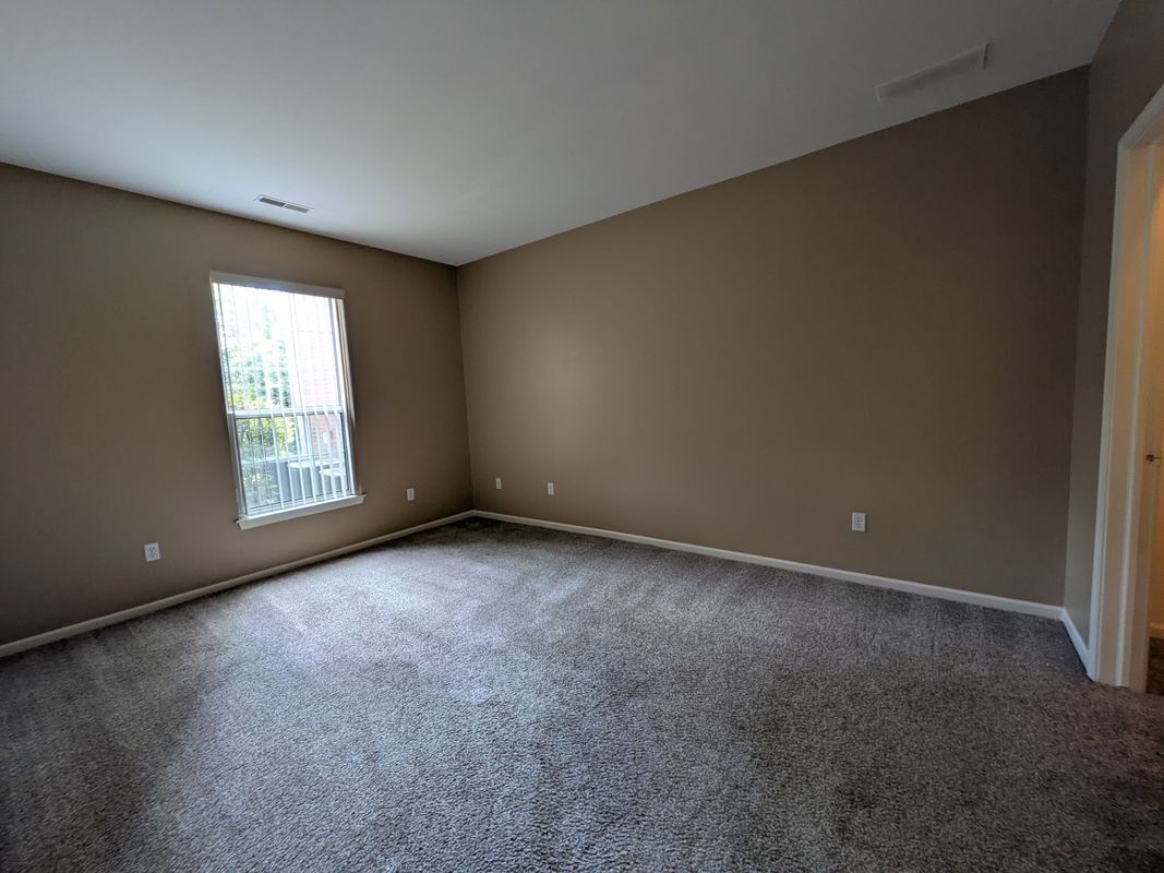 Building Photo - 24107 Chesapeake Cir
